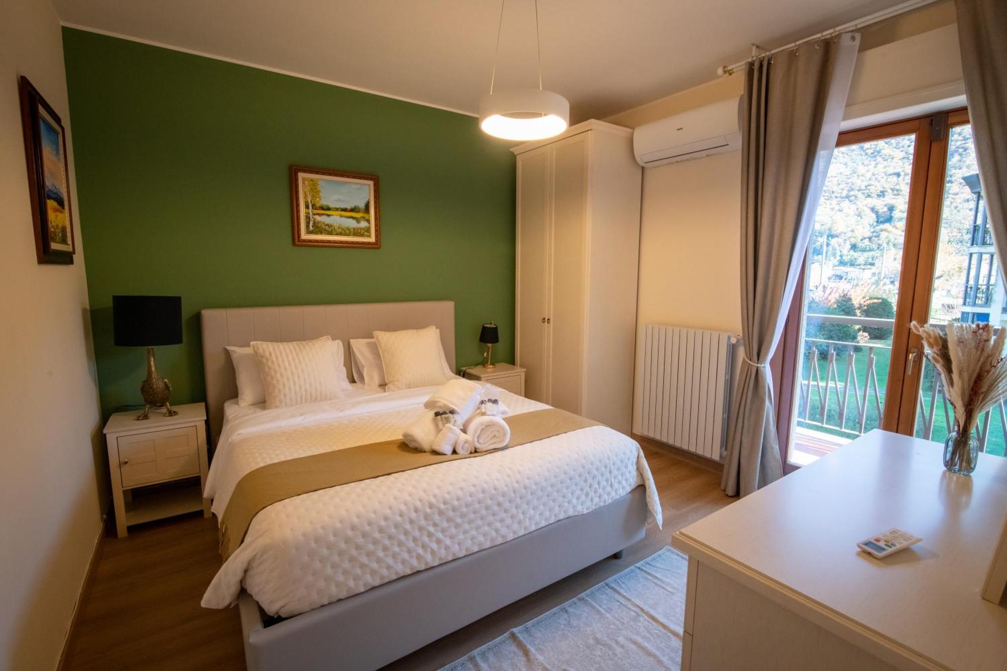 Residenza Lago Sereno ปอร์โต เซเรซิโอ ภายนอก รูปภาพ